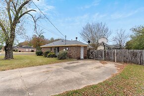 Large Fenced Yard Shamrock Stay