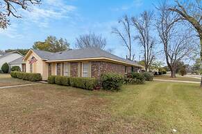 Large Fenced Yard Shamrock Stay