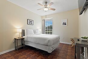 Large Fenced Yard Shamrock Stay