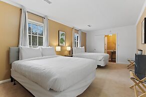 Large Fenced Yard Shamrock Stay