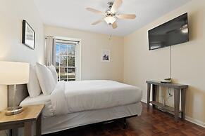 Large Fenced Yard Shamrock Stay