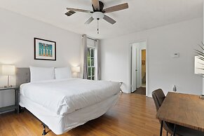 Large Fenced Yard Shamrock Stay