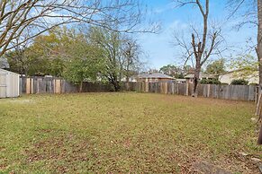 Large Fenced Yard Shamrock Stay