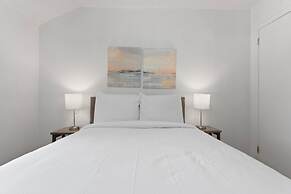 Large Fenced Yard Shamrock Stay