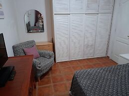 Paraiso Beachfront Apartment With 2 Bedrooms