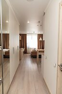 Yes apartments by botanical garden