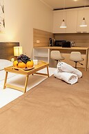 Yes apartments by botanical garden