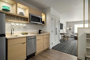 Towneplace Suites By Marriott Duluth