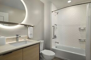 Towneplace Suites By Marriott Duluth