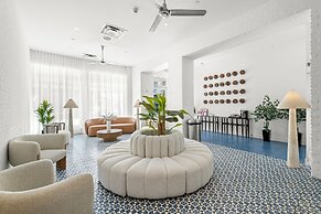 Global Luxury Suites at The Variety