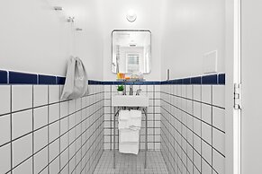 Global Luxury Suites at The Variety