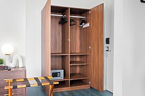 Global Luxury Suites at The Variety