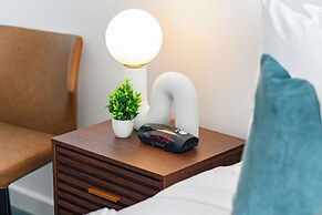 Global Luxury Suites at The Variety