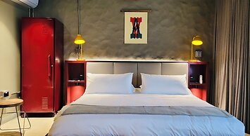 Hotel Doblell Near Provenza by Wynwood House