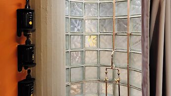 Hotel Doblell Near Provenza by Wynwood House