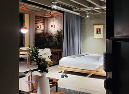 Hotel Doblell Near Provenza by Wynwood House