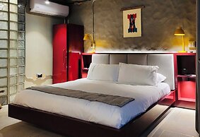 Hotel Doblell Near Provenza by Wynwood House