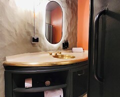 Hotel Doblell Near Provenza by Wynwood House