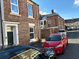 Cozy Coastal Getaway in North Shields