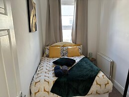 Cozy Coastal Getaway in North Shields