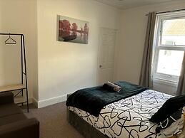 Cozy Coastal Getaway in North Shields