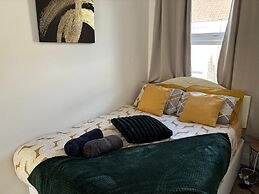 Cozy Coastal Getaway in North Shields