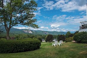 Birchmont Townhouses