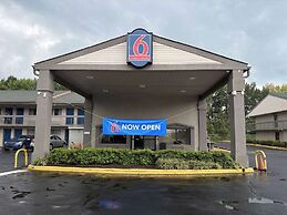 Studio 6 Suites Charlotte, NC - Northlake