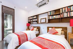 Alarte Estate by Villa Finder