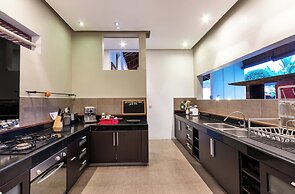 Alarte Estate by Villa Finder