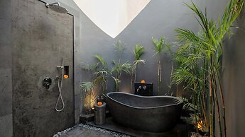 Alarte Estate by Villa Finder