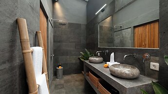 Alarte Estate by Villa Finder