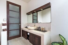 Alarte Estate by Villa Finder