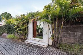 Alarte Estate by Villa Finder