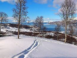 6 Person Holiday Home in Hamnvik