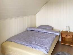 6 Person Holiday Home in Svelgen