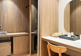 Hound Hotel Jeonju Deokjin