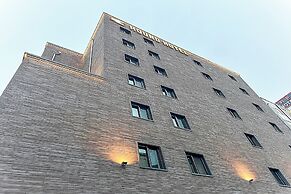 Hound Hotel Jeonju Deokjin