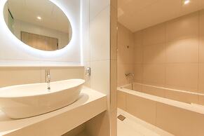 Hound Hotel Jeonju Deokjin