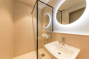 Hound Hotel Jeonju Deokjin