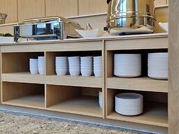 Hound Hotel Jeonju Deokjin