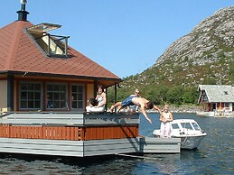 6 Person Holiday Home in Kalvag-by Traum