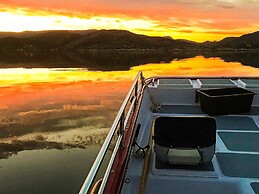 8 Person Holiday Home in Kalvag-by Traum