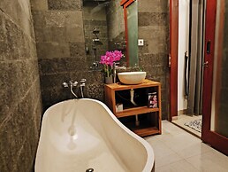 Roberto Suites Ubud View by EPS