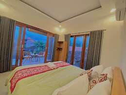 Roberto Suites Ubud View by EPS