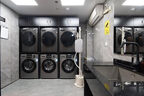 Dayin Hotel (Shanghai People's Square & Suzhou River Branch)