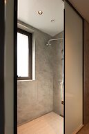 Dayin Hotel (Shanghai People's Square & Suzhou River Branch)