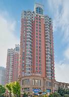 Dayin Hotel (Shanghai People's Square & Suzhou River Branch)