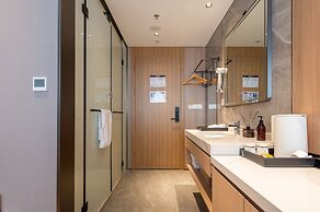 Dayin Hotel (Shanghai People's Square & Suzhou River Branch)