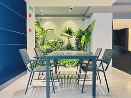 Dayin Hotel (Shanghai People's Square & Suzhou River Branch)